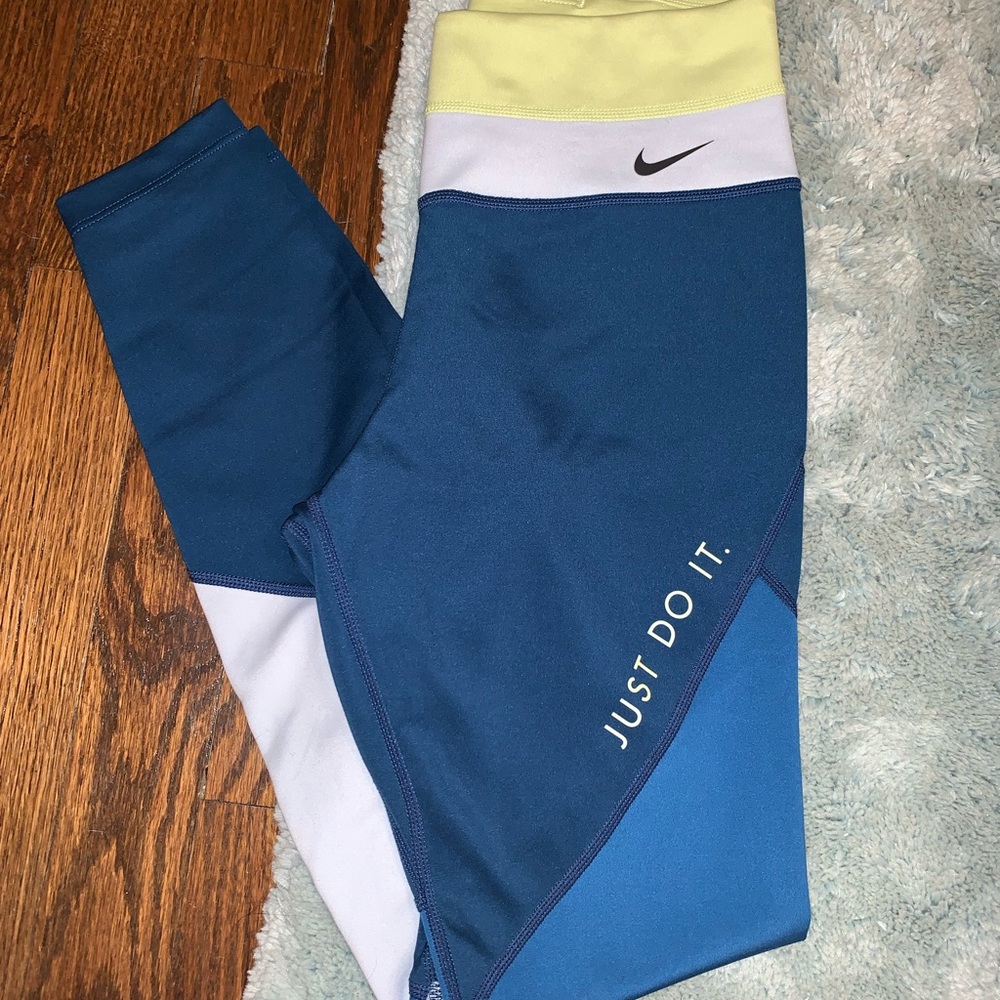 Full length Nike pro leggings